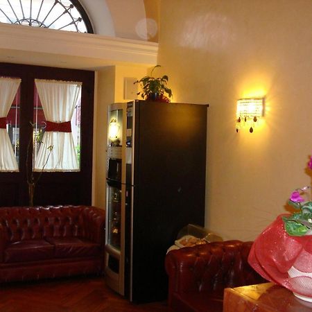Hotel Dina Roma Exterior foto