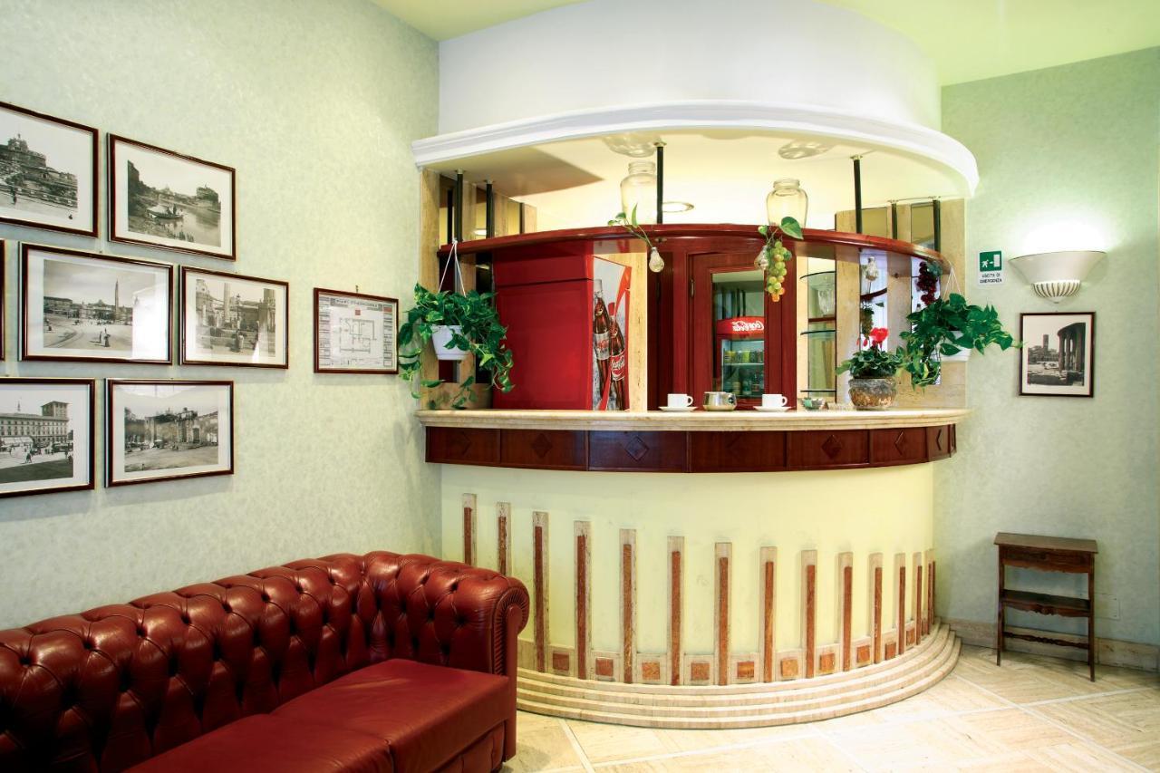 Hotel Dina Roma Exterior foto