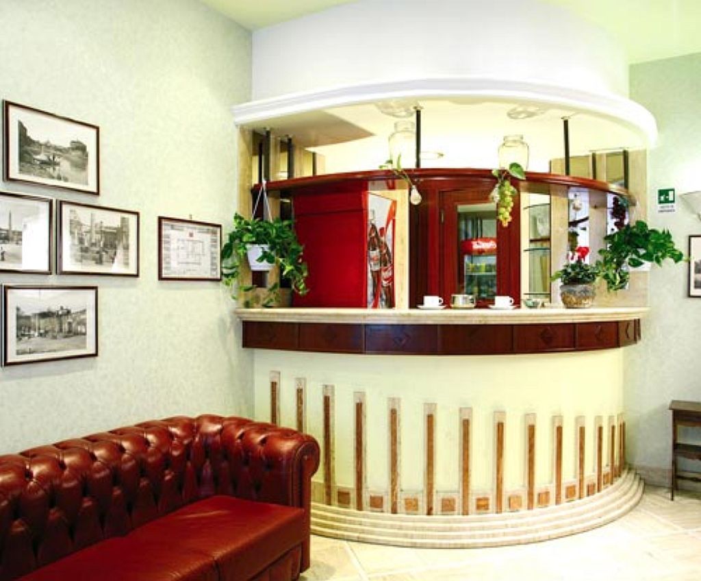 Hotel Dina Roma Exterior foto