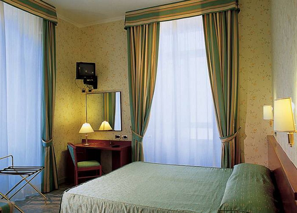 Hotel Dina Roma Exterior foto